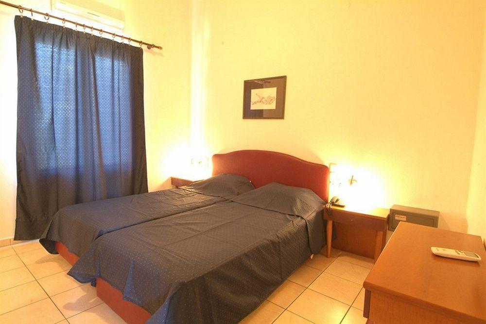 Polydoros Appartments Ágios Nikólaos Екстериор снимка